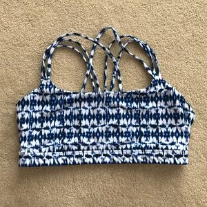 GapFit Sports Bra